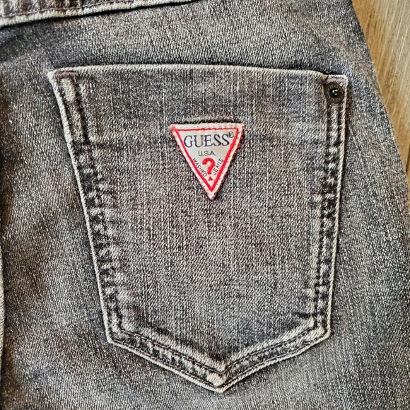 Guess Gray Faded Wash Skinny Stretch Mid to High Rise 1981 Jeans, 24 - Picture 3 of 9